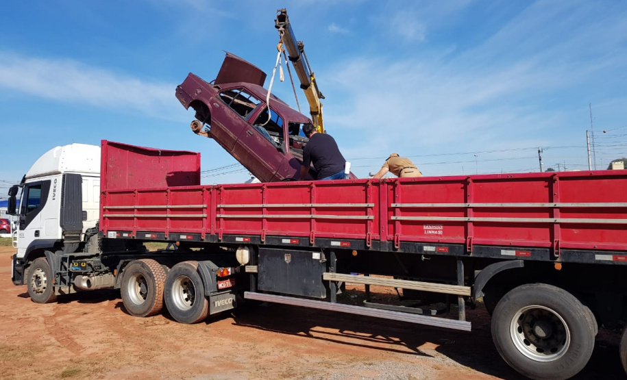 SESP retira veículos do pátio da Delegacia de Fazenda Rio Grande