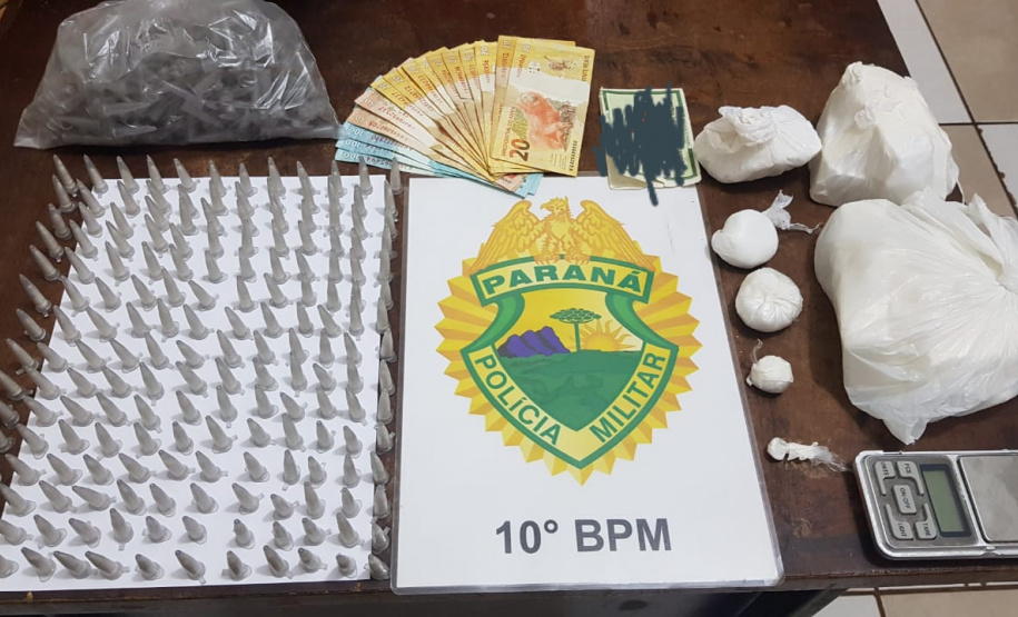 Cerca de R$ 80 mil em drogas é apreendida pela PM em Apucarana, no Norte do estado