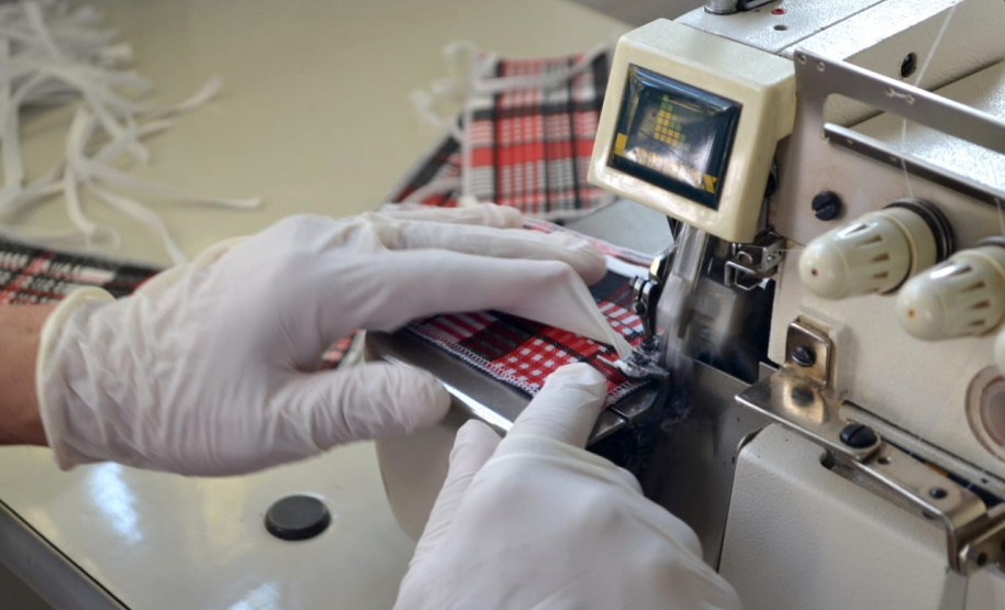 Presos do Paraná já produziram 2 milhões de unidades de EPIs