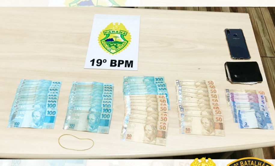 Eletrônicos e cigarros contrabandeados são apreendidos pela PM em Assis Chateaubriand (PR)