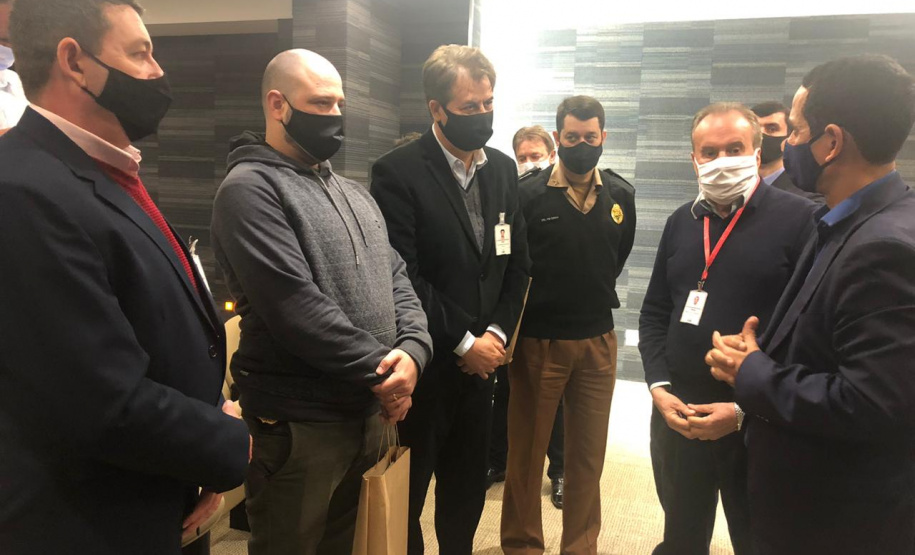 Comitiva da Segurança Pública visita Cooperativa Lar Agroindustrial