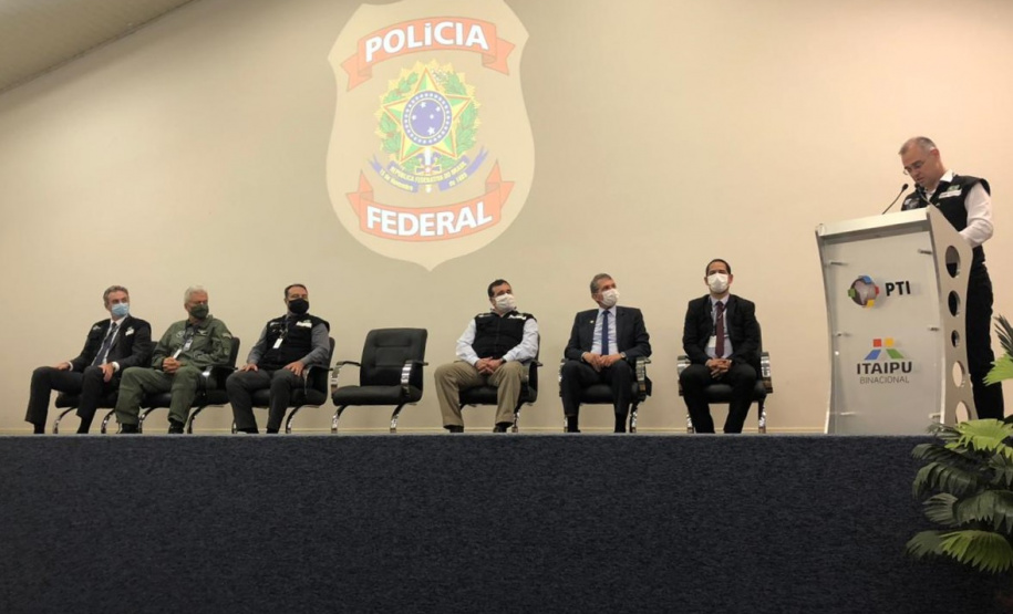 Secretário coronel Marinho participa de divulgação do balanço da 22ª fase da Operação Nova Aliança junto com o ministro da Justiça