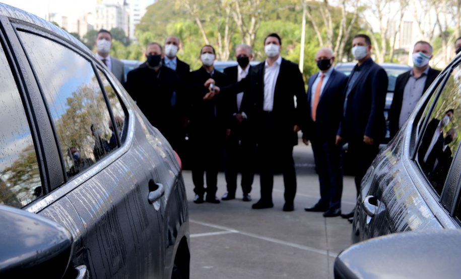 Polícia Civil recebe caminhão de treinamento de tiros e mais de 100 viaturas