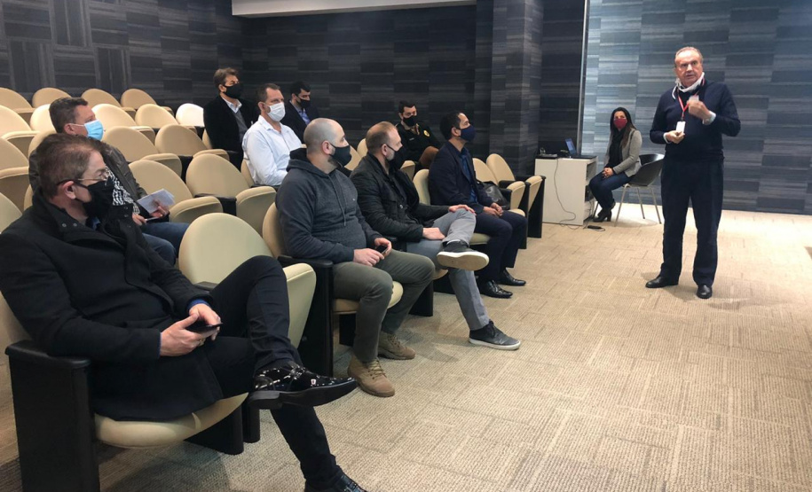 Comitiva da Segurança Pública visita Cooperativa Lar Agroindustrial