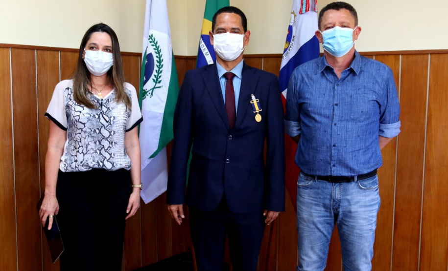 Secretário da Segurança Pública recebe medalha no aniversário de 166 anos da Polícia Militar do Paraná