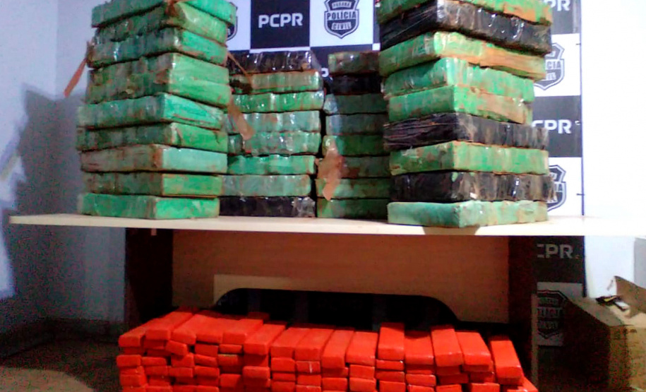 PCPR e PRF apreendem 690 quilos de maconha em Toledo