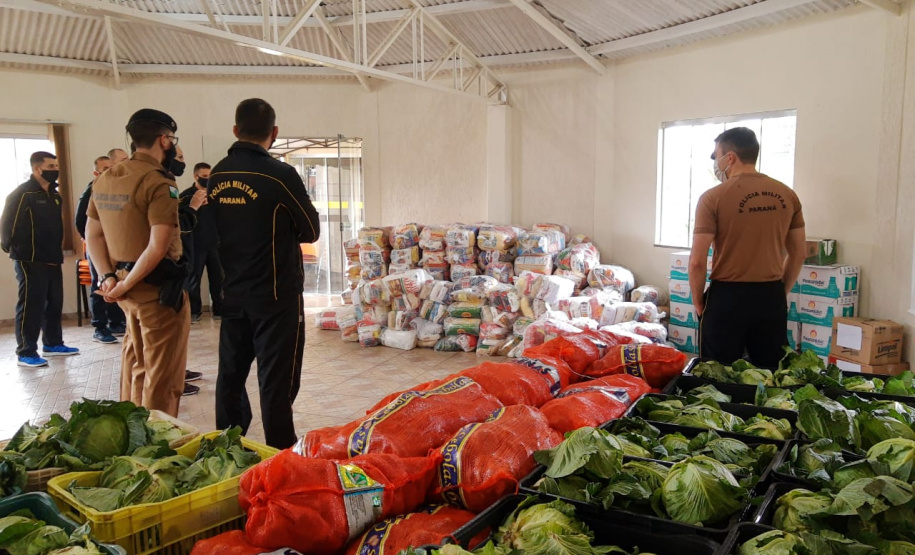 Batalhão da PM arrecada mais mais de 4,5 toneladas de alimentos com a Live da Ternura