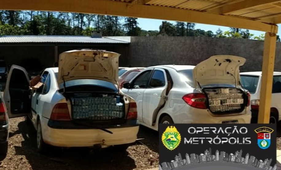 Durante patrulhamento, PM apreende mais de quatro mil pacotes de cigarros e cinco pessoas acabam presas em Realeza (PR)