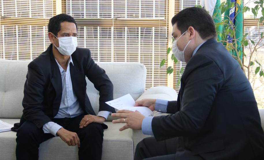 Secretário coronel Marinho recebe deputado Gugu Bueno