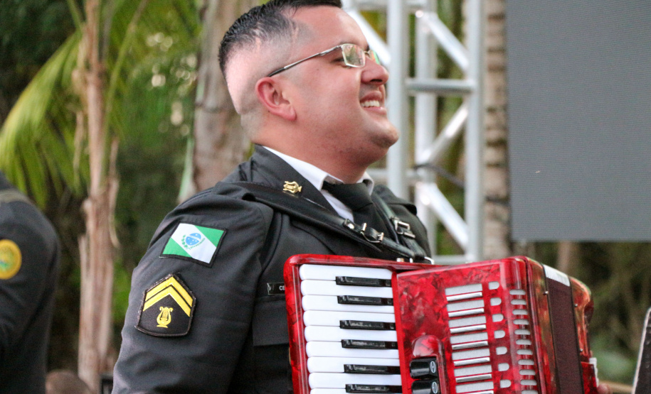 Live Sertaneja Solidária leva diversão e solidariedade para a população de Umuarama e região