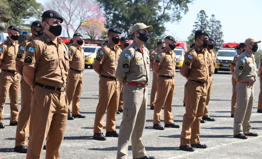 PM forma 47 novos soldados durante solenidade do aniversário de 166 anos