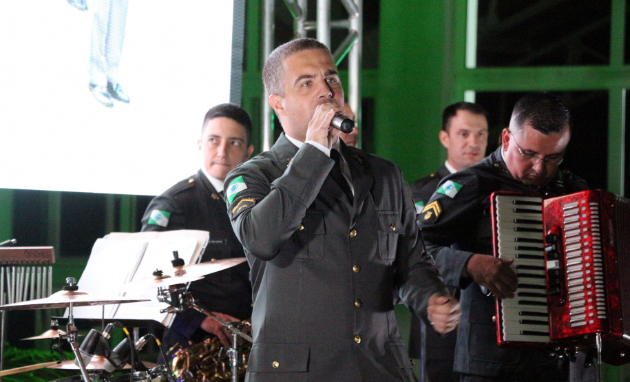 Live Sertaneja Solidária leva diversão e solidariedade para a população de Umuarama e região