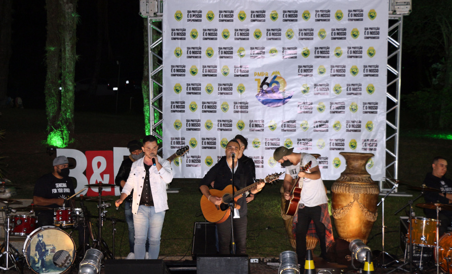 Live Sertaneja Solidária leva diversão e solidariedade para a população de Umuarama e região