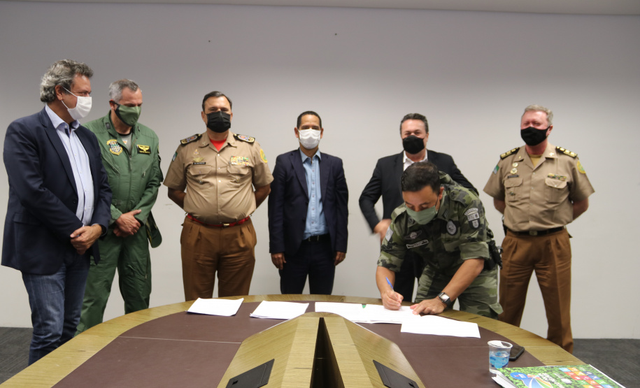 Paraná intensifica prevenção de incêndios florestais e no transporte de cargas perigosas