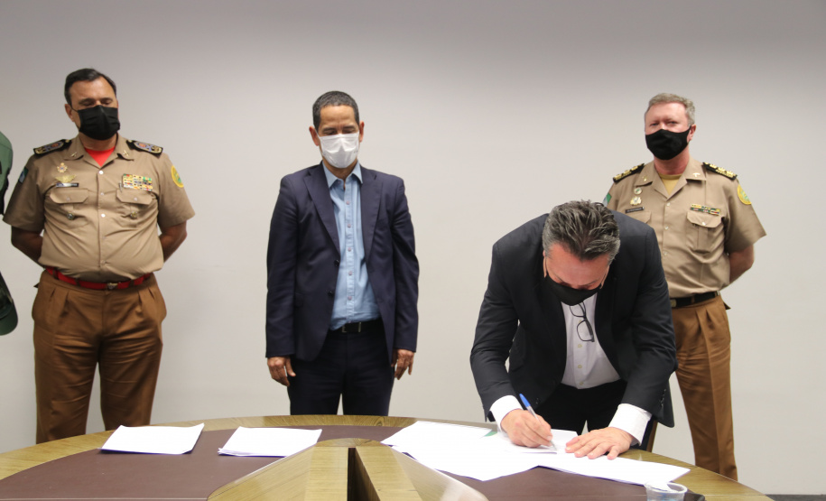 Paraná intensifica prevenção de incêndios florestais e no transporte de cargas perigosas