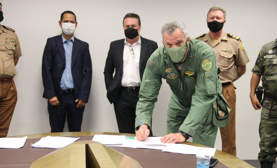 Paraná intensifica prevenção de incêndios florestais e no transporte de cargas perigosas