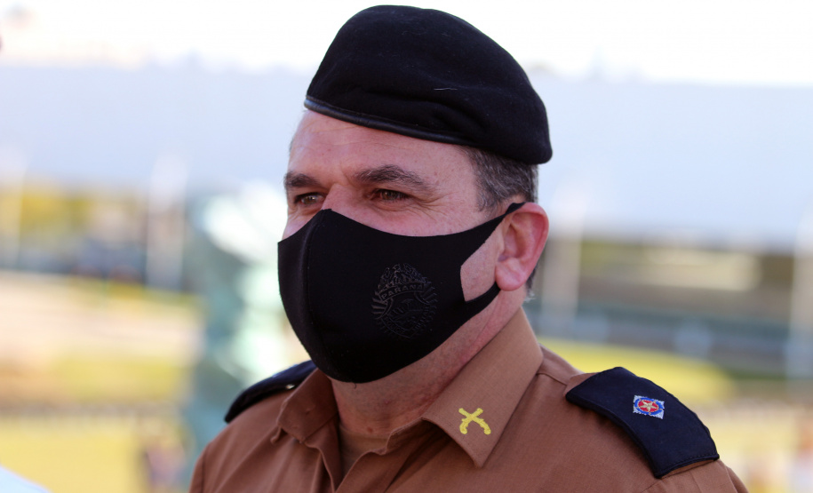 Inédito desfile motorizado da PM passa por cartões-postais da capital em alusão aos 166 anos da Corporação