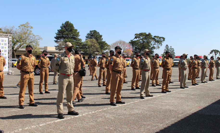 PM forma 47 novos soldados durante solenidade do aniversário de 166 anos