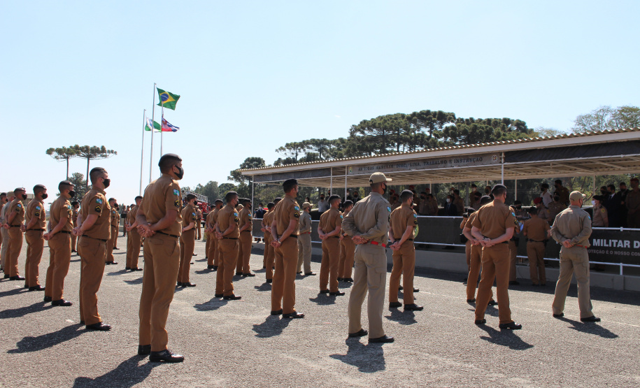 PM forma 47 novos soldados durante solenidade do aniversário de 166 anos