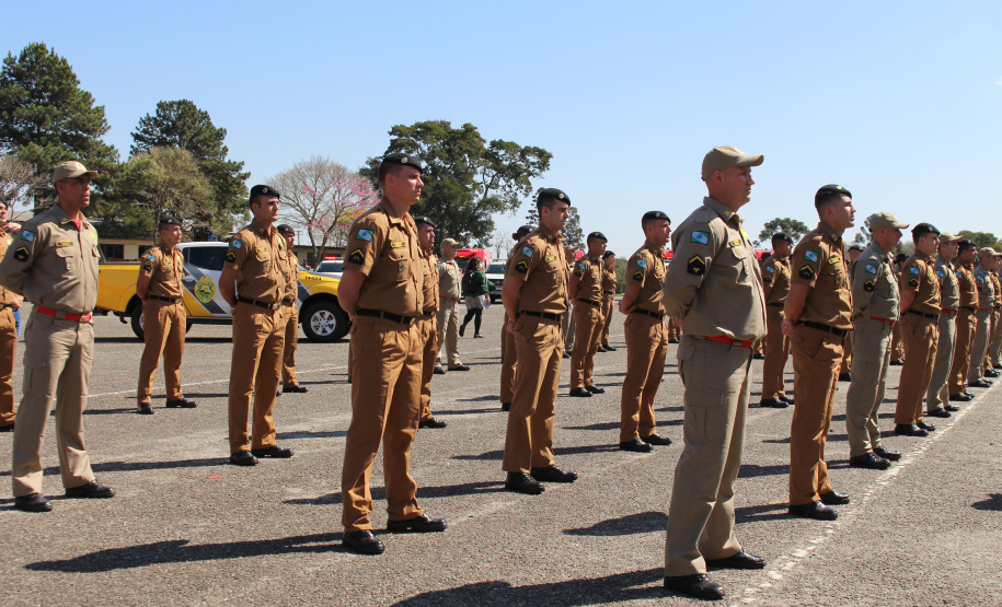 PM forma 47 novos soldados durante solenidade do aniversário de 166 anos