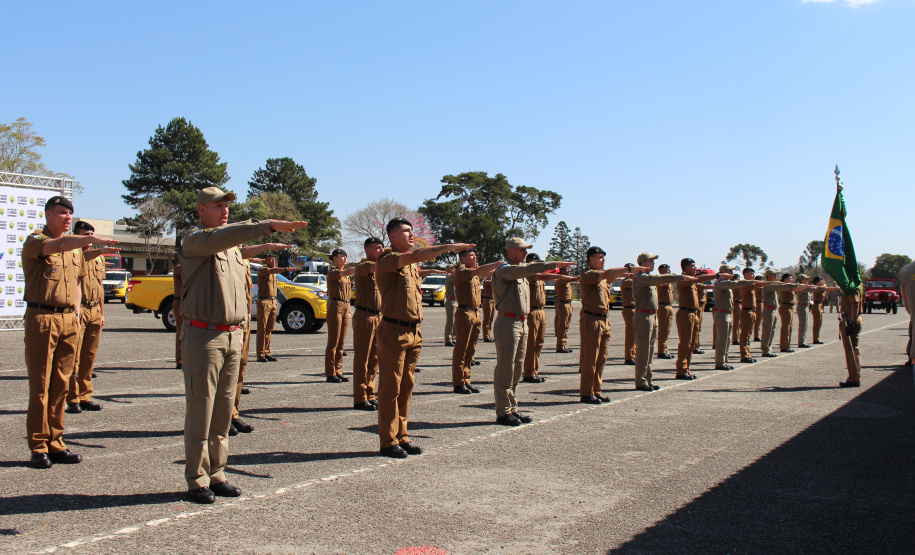 PM forma 47 novos soldados durante solenidade do aniversário de 166 anos