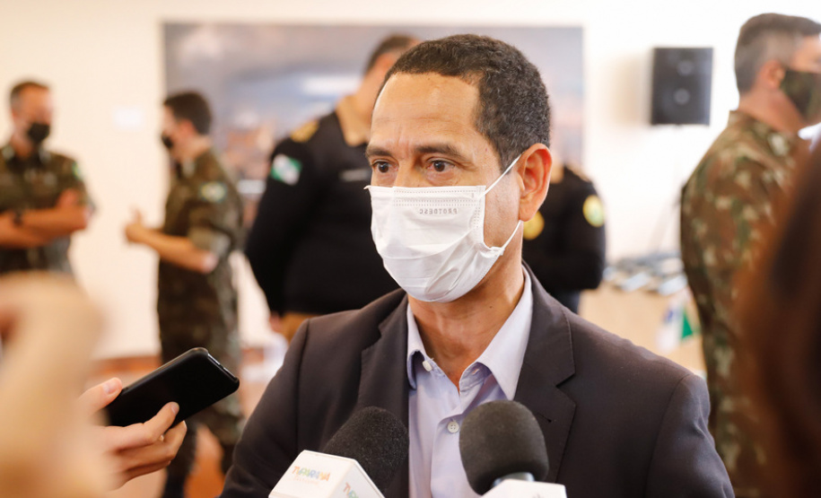 ​Paraná recebe 100 fuzis do Exército para reforçar segurança pública