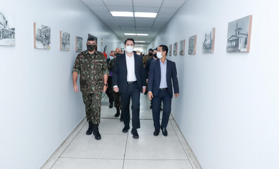 ​Paraná recebe 100 fuzis do Exército para reforçar segurança pública