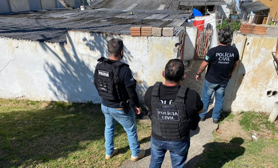 Polícia Civil identifica homem que matou, assou e comeu cachorro em Curitiba