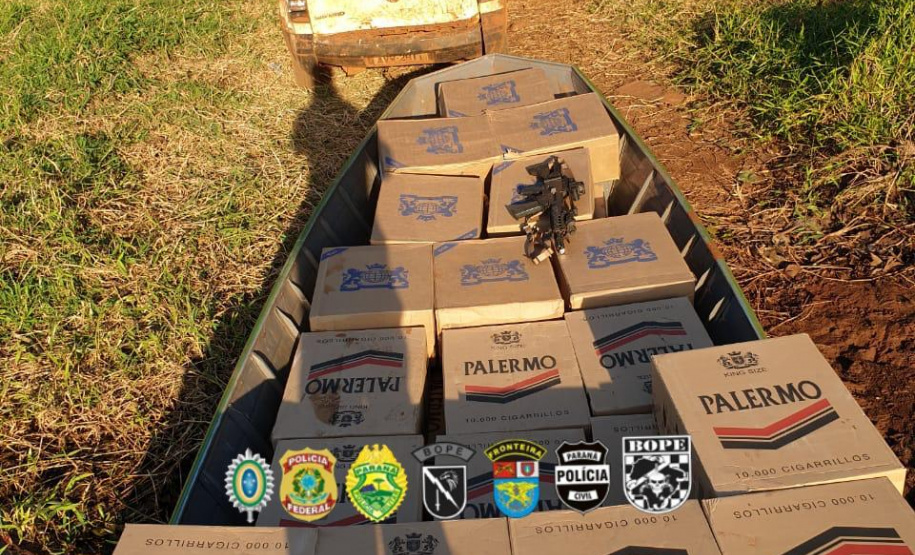 Ação conjunta da Operação Horús em porto clandestino resulta em barco e carro apreendidos