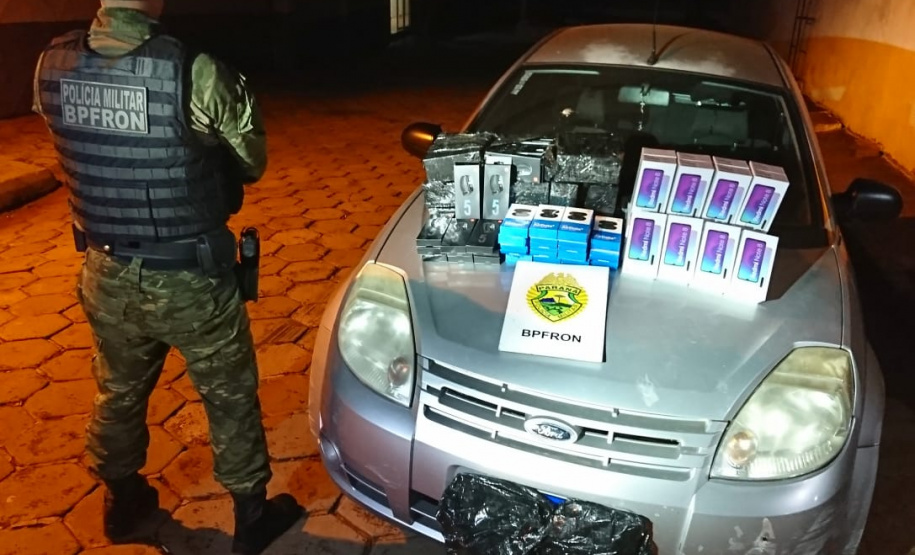 Em situações distintas, BPFron apreende R$ 62 mil em eletrônicos e 16 pneus contrabandeados no oeste do estado