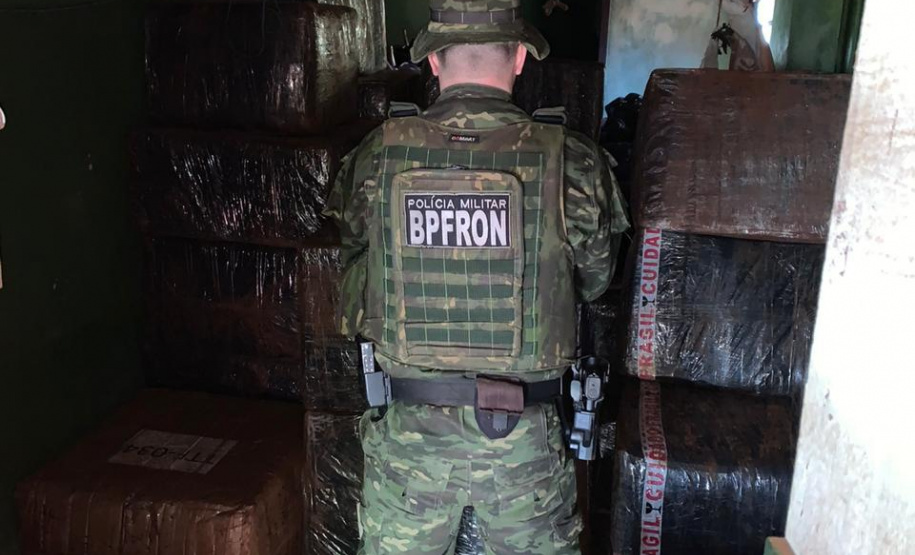 Ação integrada da Operação Hórus descobre depósito de contrabando de mercadorias e veículos avaliados em R$ 1,5 milhão em Guaíra (PR)