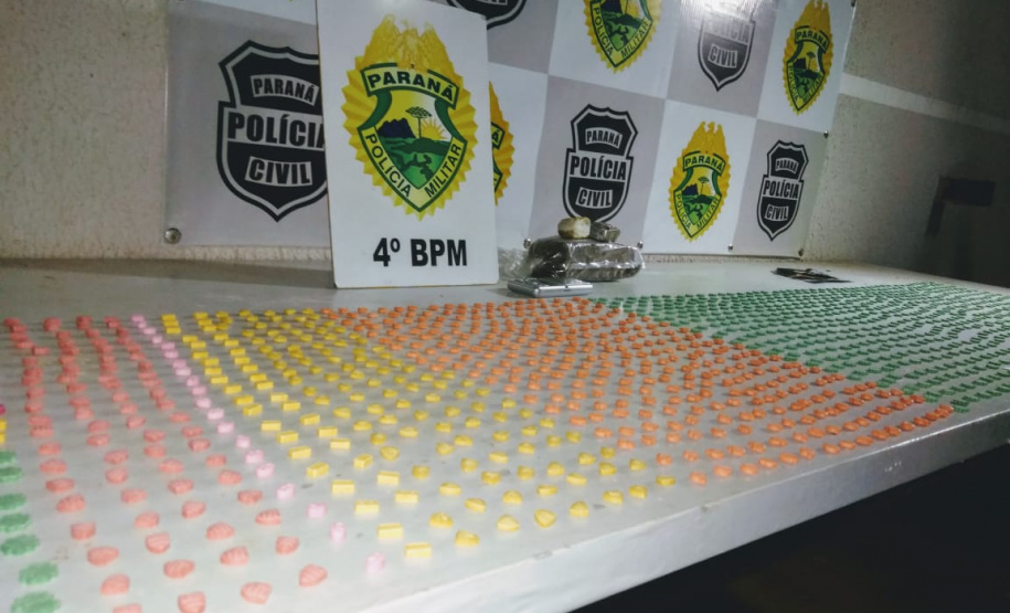 Em Maringá (PR), PM apreende quase 12 quilos de haxixe e 1,5 mil comprimidos de ecstasy