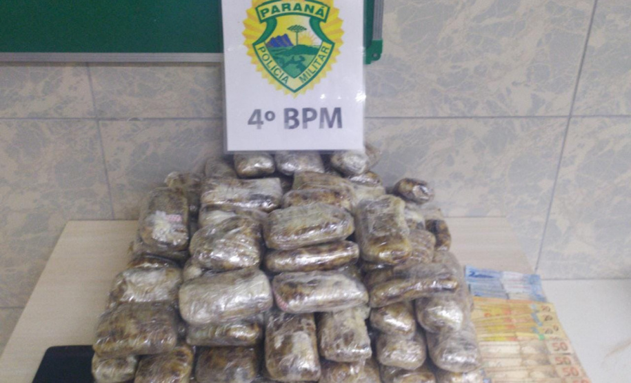 Em Maringá (PR), PM apreende quase 12 quilos de haxixe e 1,5 mil comprimidos de ecstasy