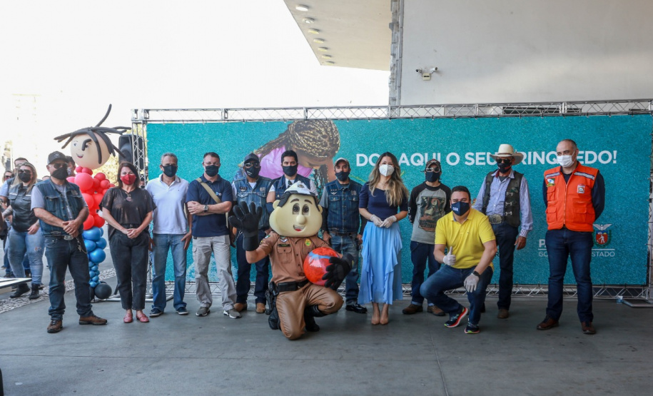 BPTran encerra Semana Nacional do Trânsito com apoio a arrecadação de brinquedos para a Campanha Paraná Piá