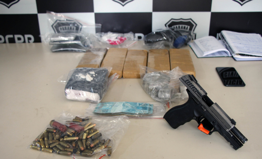 Polícias Civil e Militar prendem 15 envolvidos com tráfico de drogas