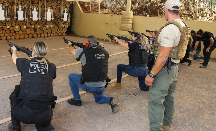 Polícia Civil promove curso de atualização de armamento e tiro em Cascavel