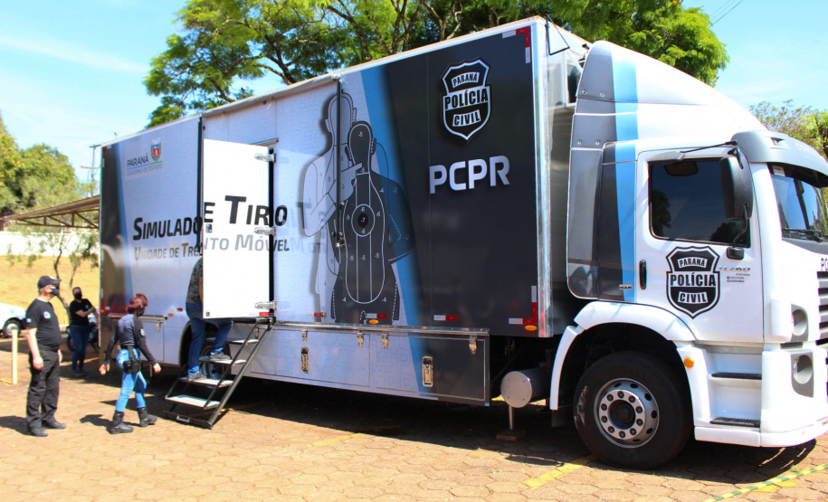 Polícia Civil promove curso de atualização de armamento e tiro em Cascavel
