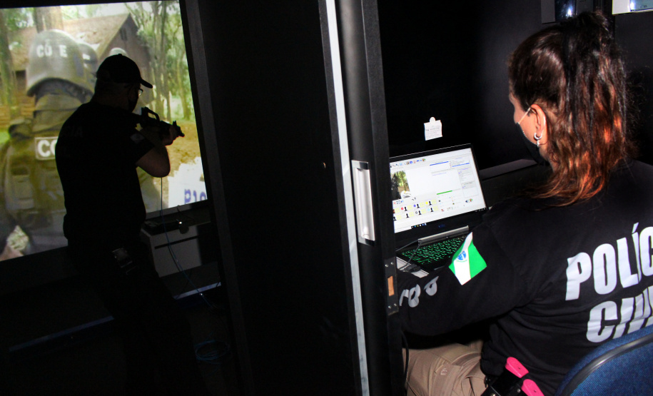 Polícia Civil promove curso de atualização de armamento e tiro em Cascavel