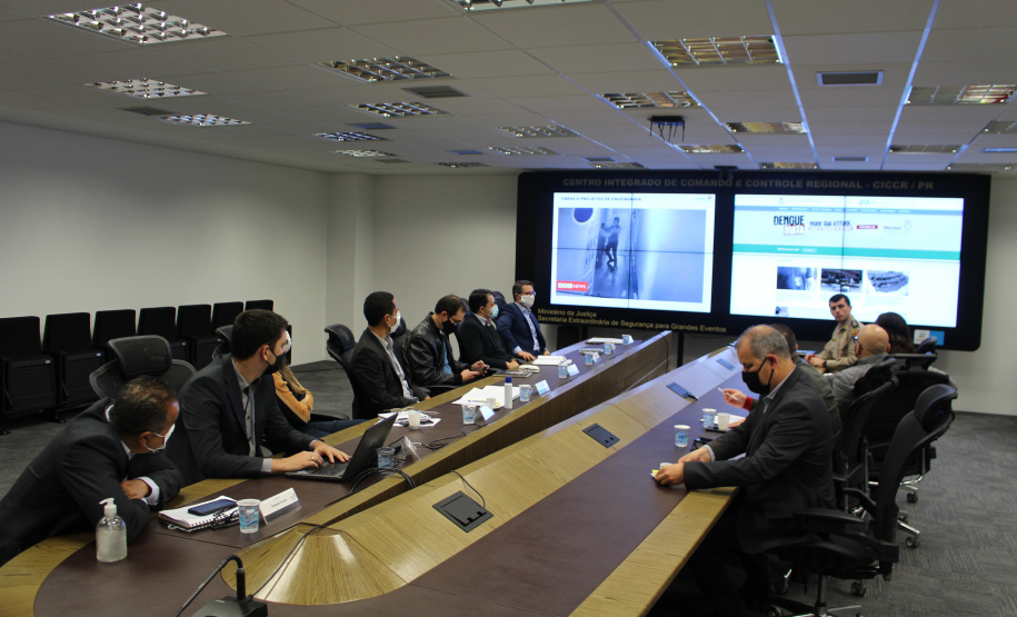 Secretário coronel Marinho recebe representantes do Sindarspen