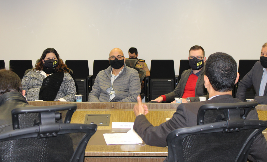 Secretário coronel Marinho recebe representantes do Sindarspen