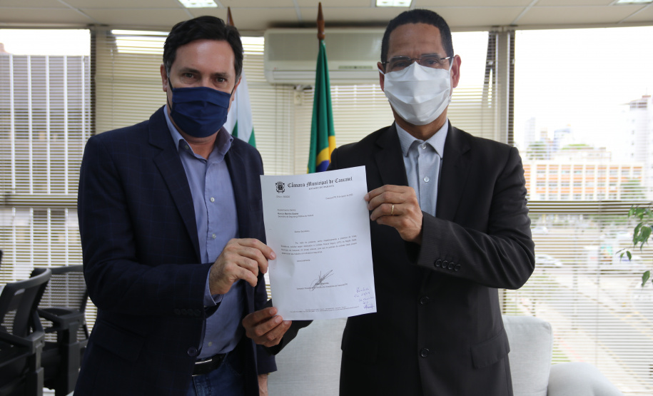Secretário coronel Marinho se reúne com o presidente da Câmara Municipal de Cascavel
