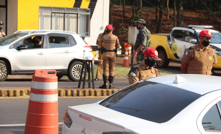 Megaoperação Divisas Integradas resultou em quase mil pessoas presas e 41,6 mil veículos vistoriados nas divisas do Paraná com São Paulo