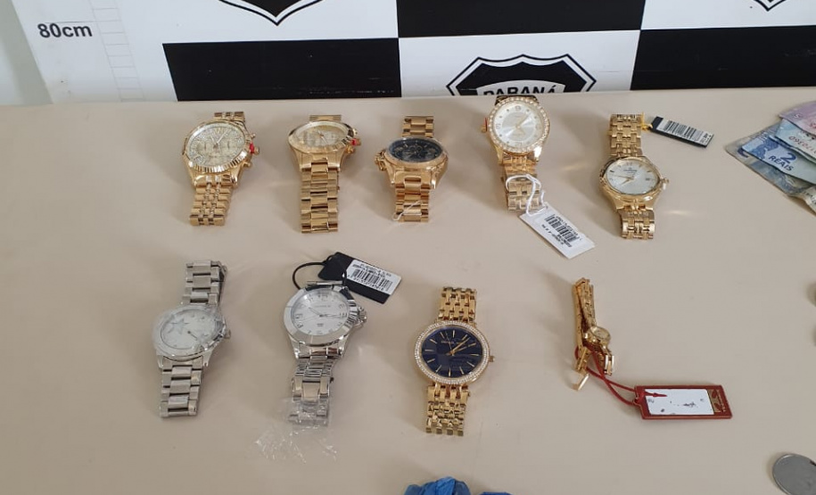 Polícia Civil prende suspeito de furto de relógios avaliados em R$ 11 mil em Arapoti