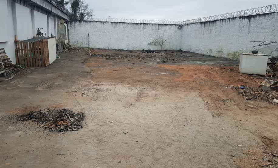 Quase 140 veículos são retirados do pátio da Delegacia de Campo Largo