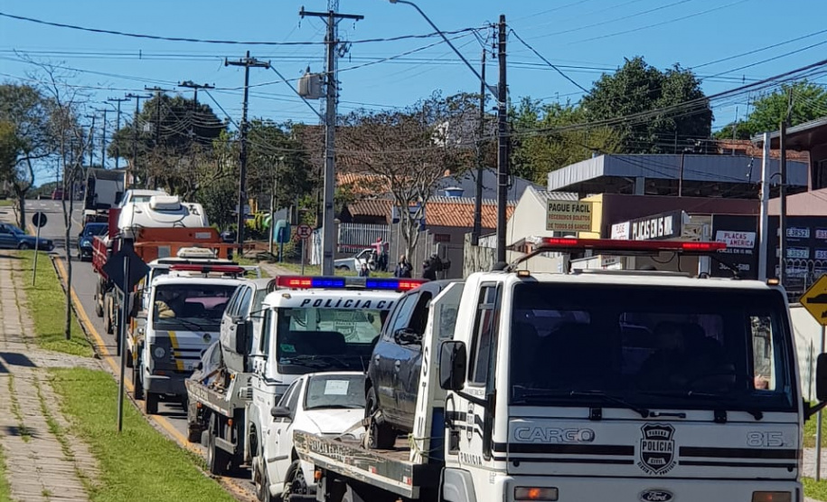 Quase 140 veículos são retirados do pátio da Delegacia de Campo Largo