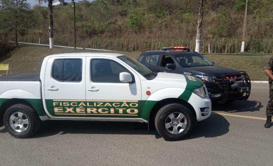 Megaoperação Divisas Integradas resultou em quase mil pessoas presas e 41,6 mil veículos vistoriados nas divisas do Paraná com São Paulo