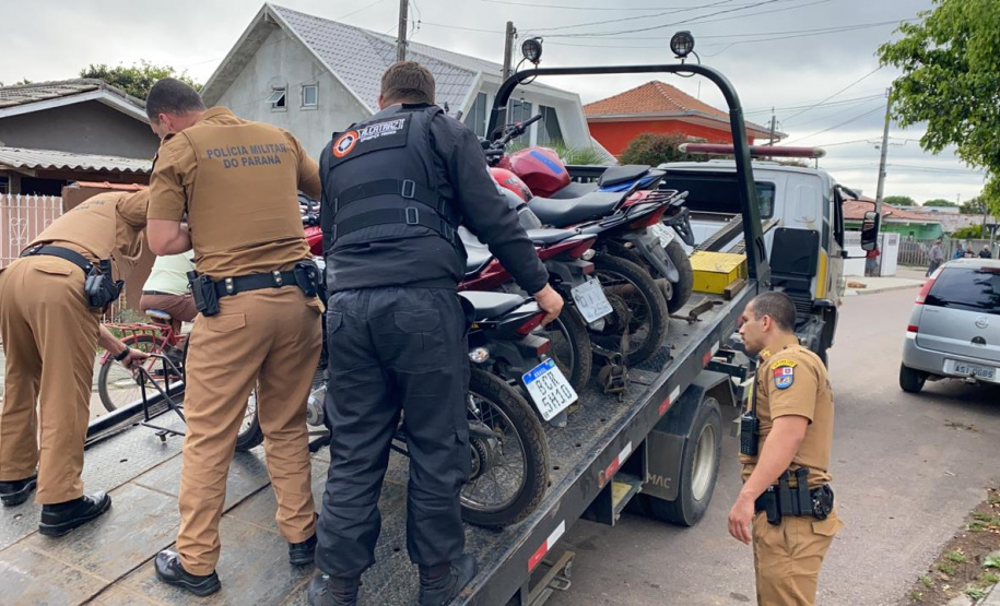 Desmanche com sete motos furtadas é descoberto pelo BPGd em Piraquara, na RMC