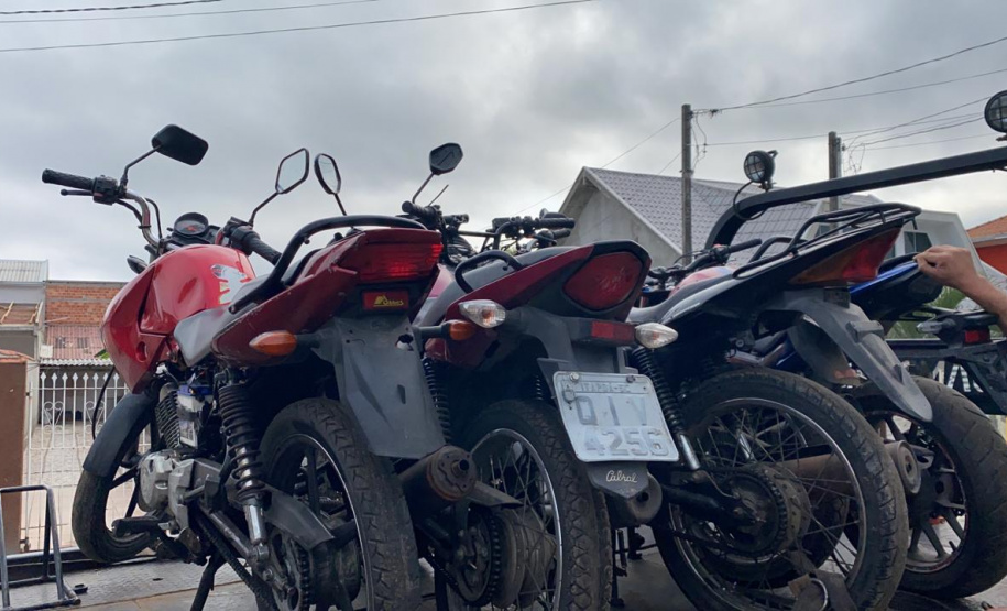 Desmanche com sete motos furtadas é descoberto pelo BPGd em Piraquara, na RMC