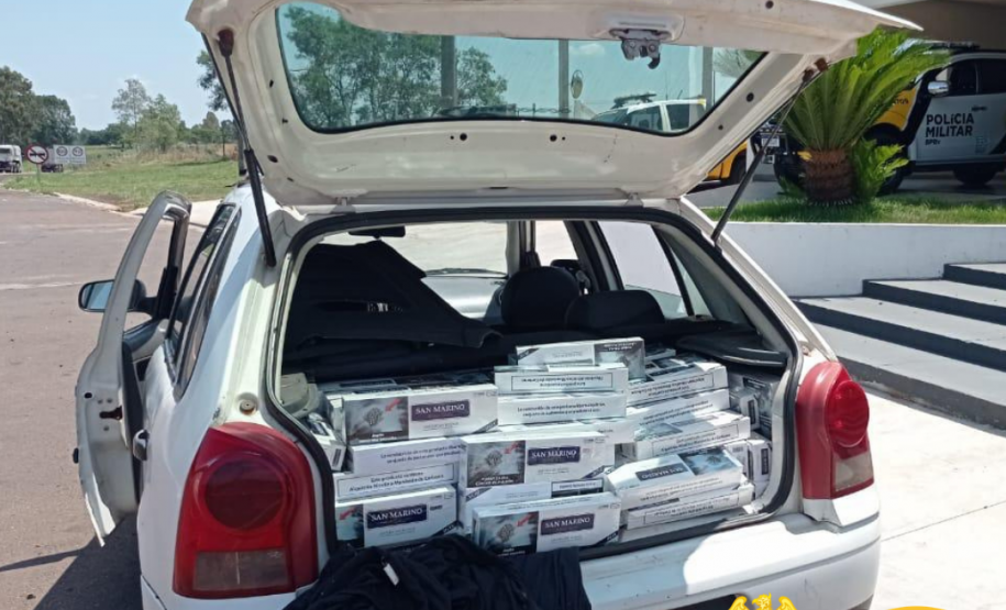Homem tenta fugir do BPRv com mais de 2 mil maços de cigarros contrabandeados, mas acaba preso em Iporã (PR)