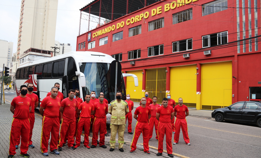 Paraná envia nova equipe de bombeiros para o Pantanal